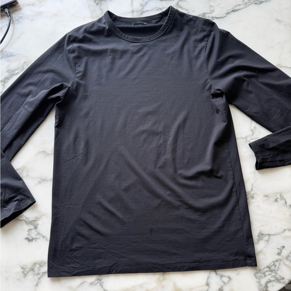 lululemon athletica Men's Long-Sleeve Crew in Black